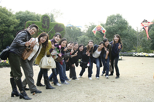 奈趣爾家紡舉辦員工戶外拓展活動