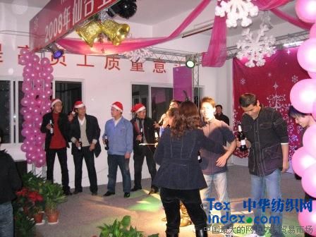 �ɺϼҼ�ʥ�QԪ������e��