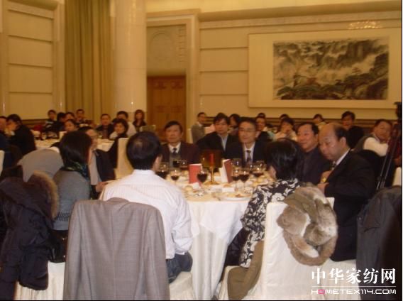 �{���Ҽ�ƽ����Ʒ����ӑ���e��