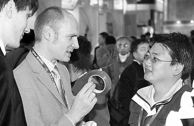 �Ї����H����(x��)����չ�ڜ��_Ļ