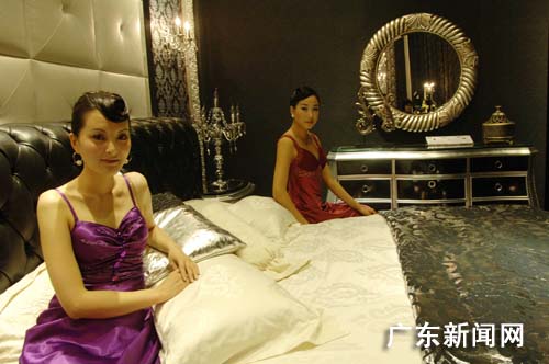 ��21�ÏV�݇��H�Ҿ߲��[����Ļ