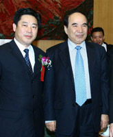 水星家紡攜奧運(yùn)冠軍捐資公益