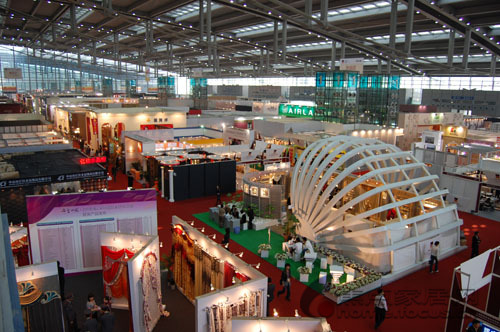 ���ڇ��H�Ҽ�չ�����