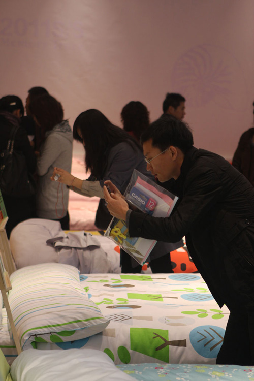 ���R����ӛ�������³��l