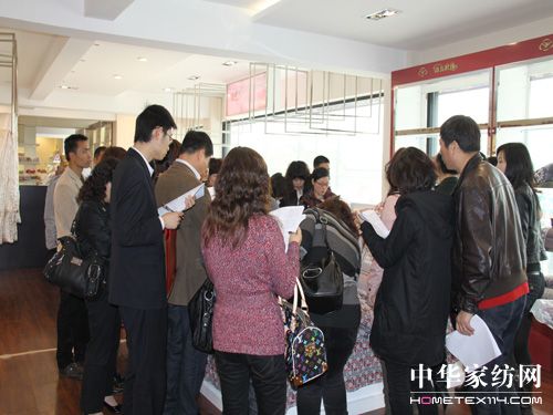 南方寢飾2011秋冬新品評審會召開