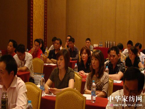 �Ϸ�����A�|�؅^�������̕��e�k