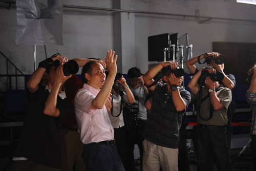 �����zӰ�f(xi��)���c��I(y��)�k(li��n)�x���