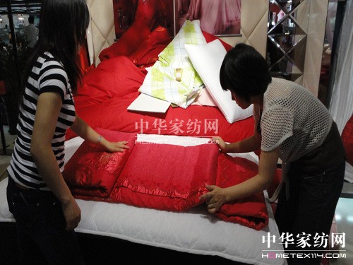 北京凱盛陳列PK助力門店形象