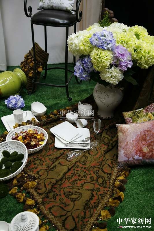 ���A֮��������Ȼ����¶