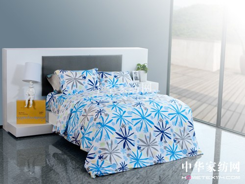 藍精靈引發埃迪蒙托“藍色風暴”