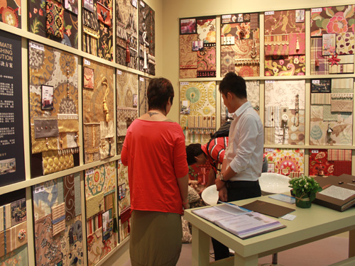 縵狄•雅藍(lán) 特色“打”市場