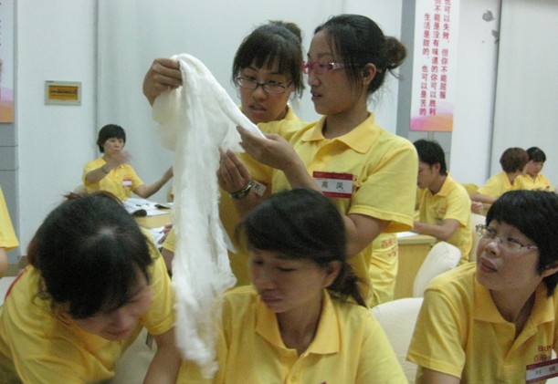 �����z�ڶ���ȫ���½��N�̼�Ӗ�I��Ļ