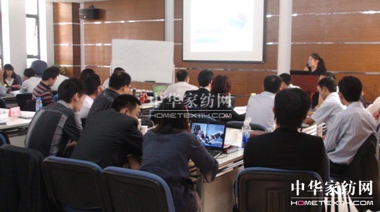 ���z���p��F���ν�Q���