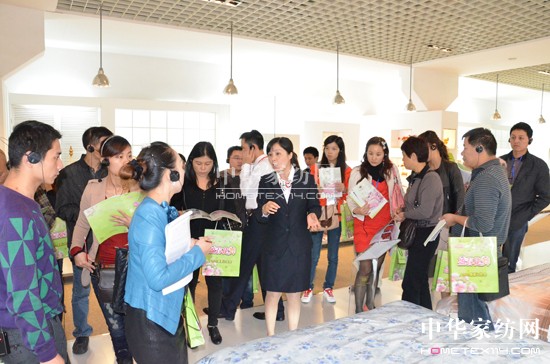 佳麗斯2012春夏訂貨會(huì)圓滿結(jié)束