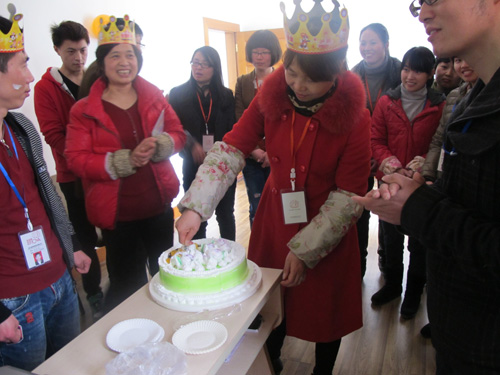 依諾雅家紡舉辦員工生日會