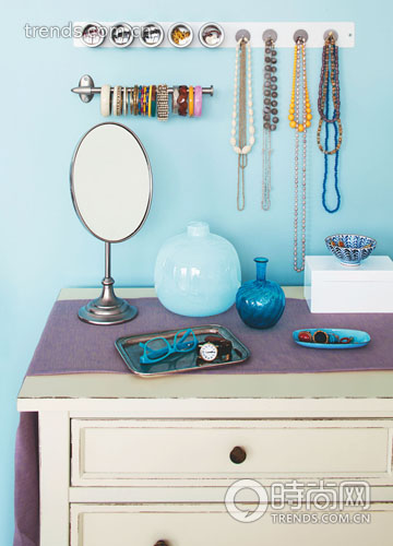 �OӋ�󎟎���㶨�����ռ{