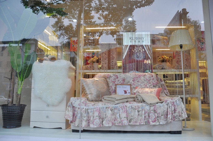 RUOMY���׼Ҿ����ǵ�¡���_�I