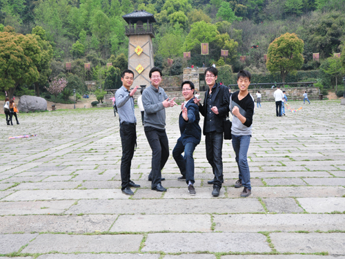 金蠶世家家紡組織員工游覽湘湖景區