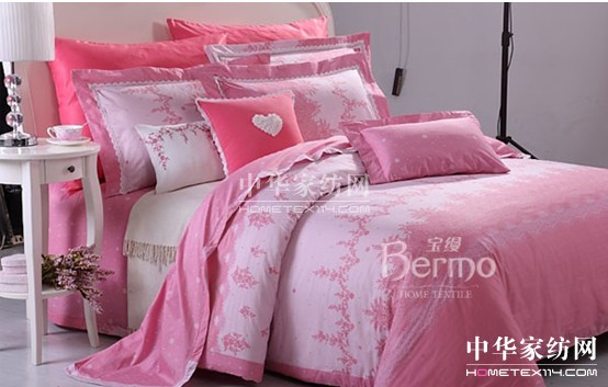 寶縵家紡:萌系粉色床品UP可愛指數