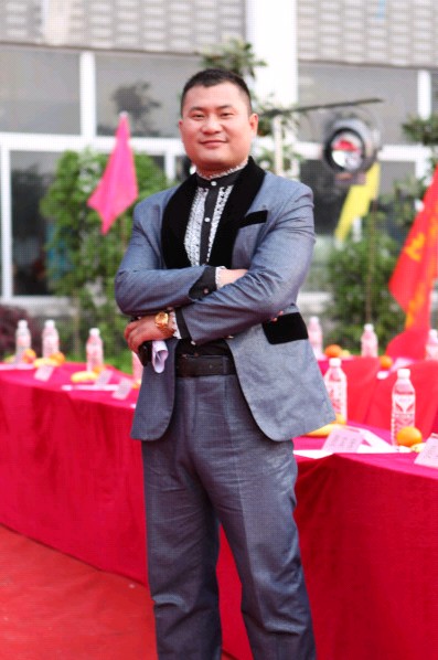 �����ۼҼ���Ը�r�����hͣ�����@һ��