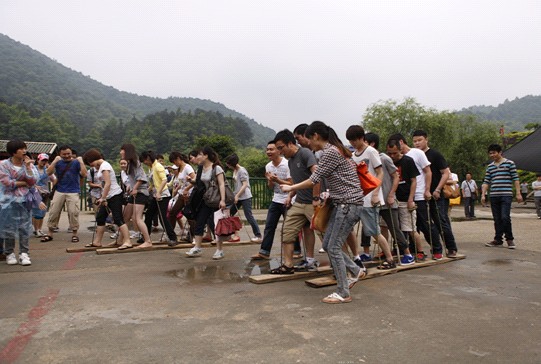 ��ϲ���_չ���͑�����������I������