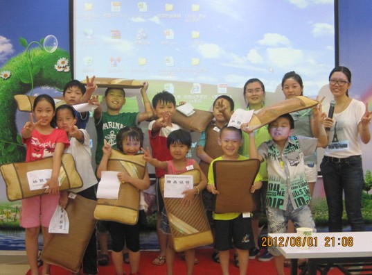 ���h��•�A������һ��ͯ���H�ӻ�ӈA�M�Y��