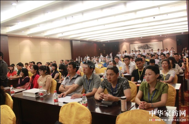 2012�W�ɼҼ��ﶬ��Ʒ�l�����A�M��Ļ