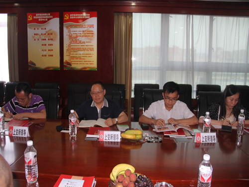 �Ϻ��C���������I(l��ng)��(d��o)�W�Rʢ��F(tu��n)ָ��(d��o)