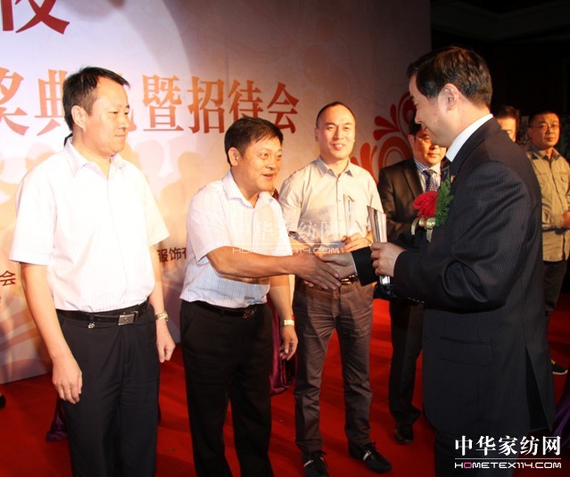 ���ýz�I�����L�s�߶Ȅ������彩