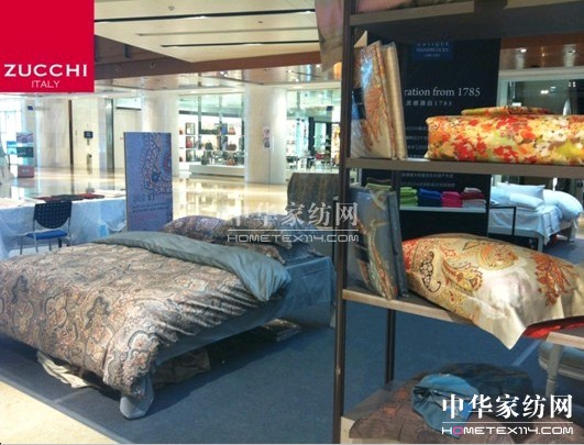 �߶˼Ҽ��l��ZUCCHI�ε�I�����L12��