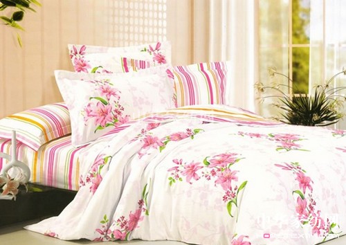 һƷ�꣺�����M(j��n)�����顰���ӡ�����