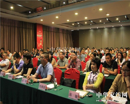 ���_�Ҽ�"ʢ��•����"�ﶬ���̕��A�M��Ļ