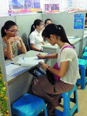 ����ИI�yҒӢ��