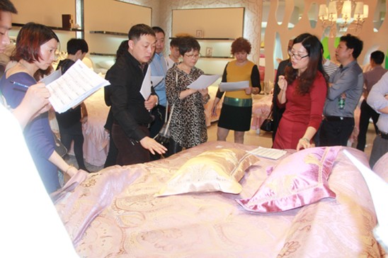 2015���_�Ҽ��ﶬ��Ʒ�u(p��ng)����(hu��)�A�M��Ļ