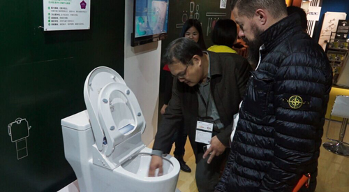 2015�V�݇��H�OӋ�ܡ���耳�չλ��������׷��