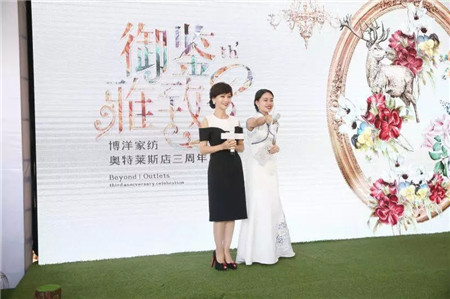 �w��֥�@�G���಩��Ҽ�����ɼ���W���R˹���u��������F��