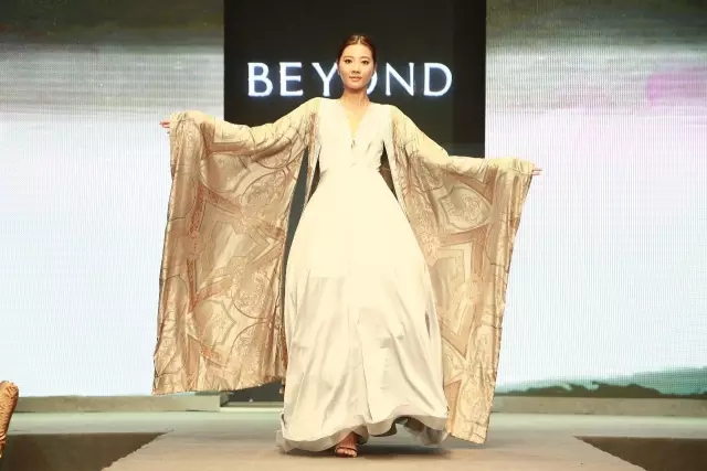 ����Ҽ������_����2017���Ķ�؛���A�M��Ļ