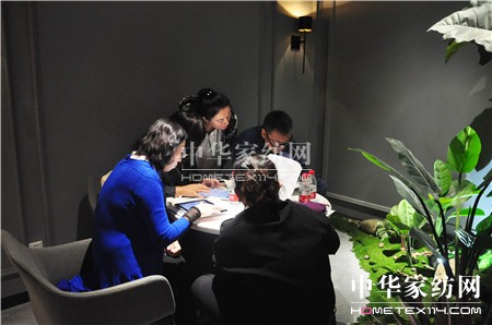 �ûʼҼ�2017������Ʒ�l(f��)����(hu��)��(y��u)�ų��b