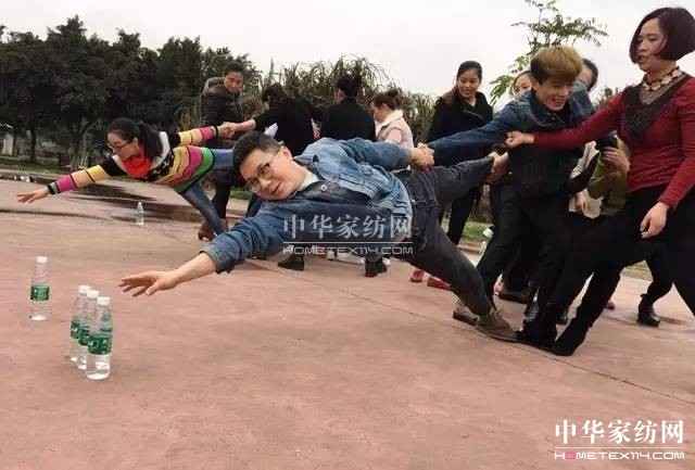 �Pʢ�Ҽ�����������Ӣ�R����ɽ�������@�����£�