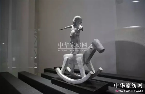 �OӋ��׃����F���۽������R������ˇ�gȼ�c