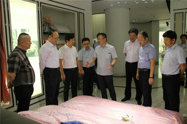 �м��hί��ӛ����һ�Ќ������L��ͨ�Ҽ���I