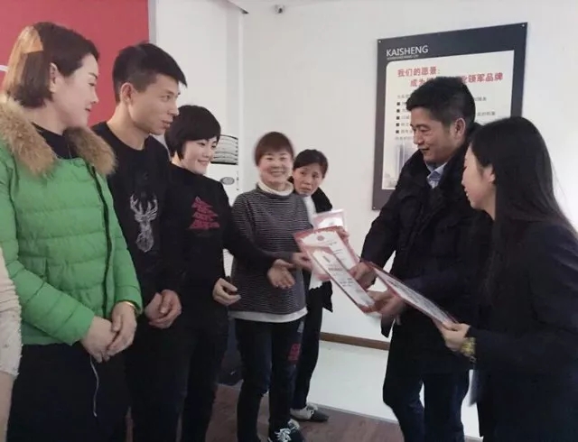 �Pʢ�Ҽ���Ӣ��Ӗ����2018��Ʒ��Ӗ���ի@�M�M��