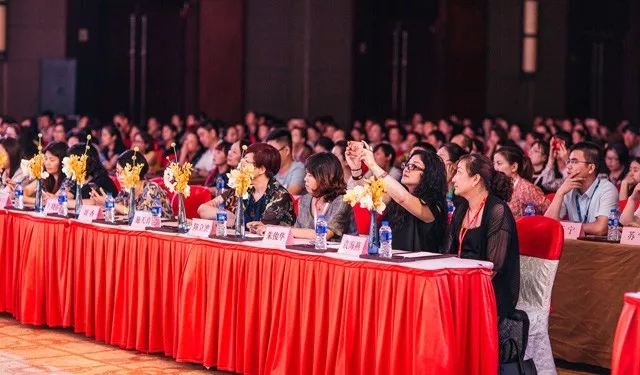 �����@��(ch��ng)��Ʒ�l(f��)����(hu��)�������J(r��n)�R(sh��)�Pʢ��